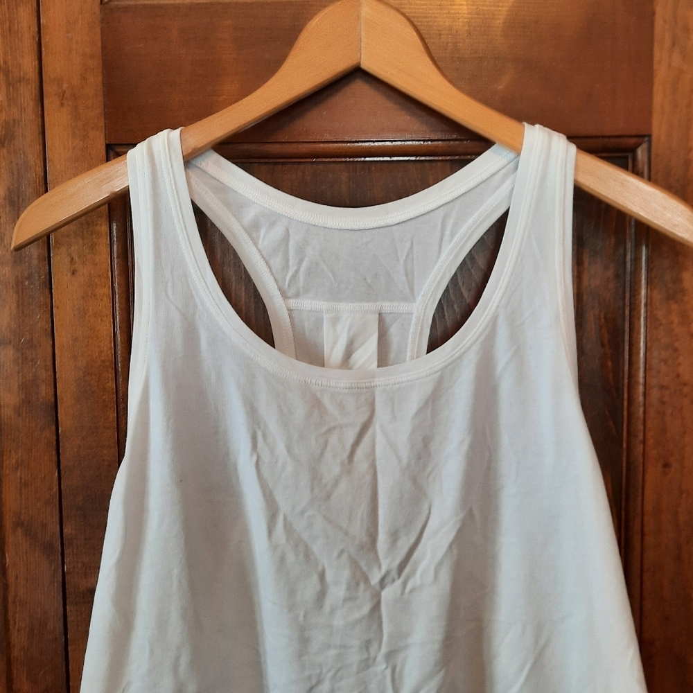 🛍 Lululemon Love Tank *Pleated White Cotton Racerback Tank Top Athletic Yoga - Picture 5 of 14